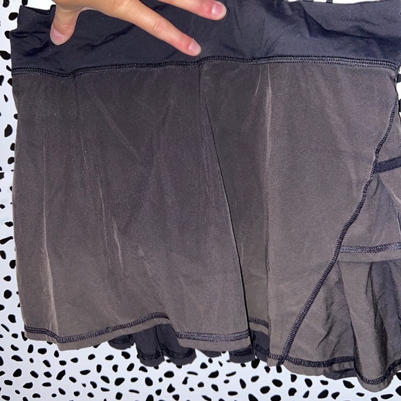 Good condition lululemon skirt! - Picture 4 of 5